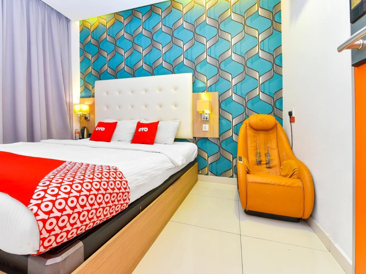 Oyo 90511 Sovotel Kota Damansara 38A Exteriör bild